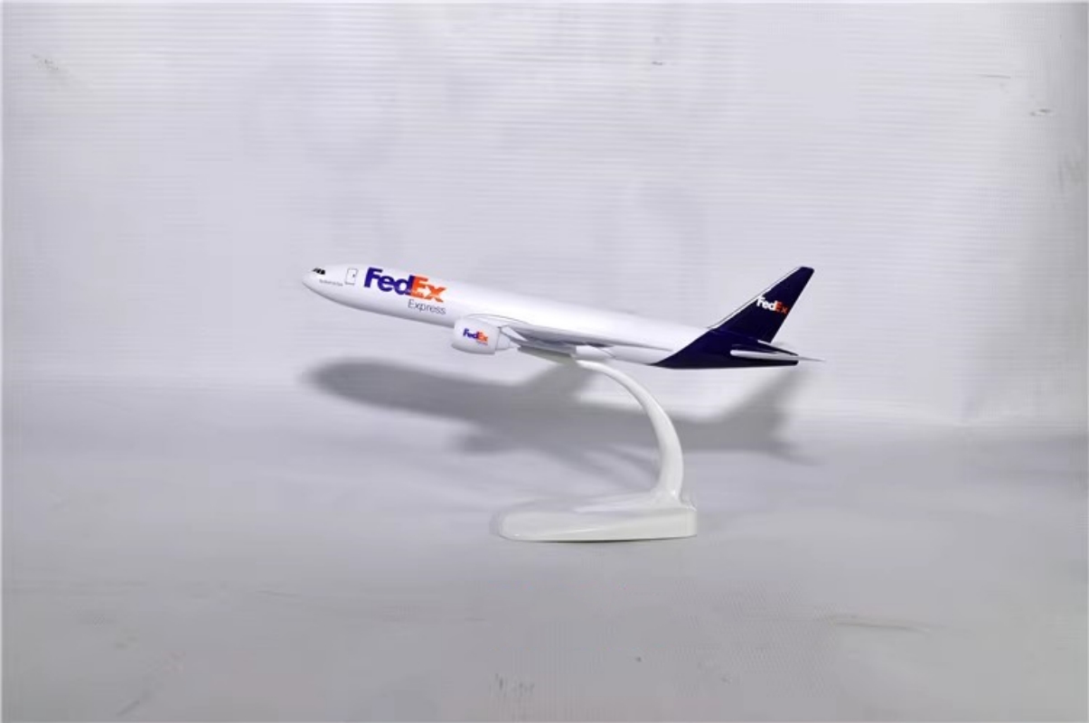 20cm Ölçekli Uçak 	 FedEx Hava - Model Airplane Plastic incelemesi ve fiyatı